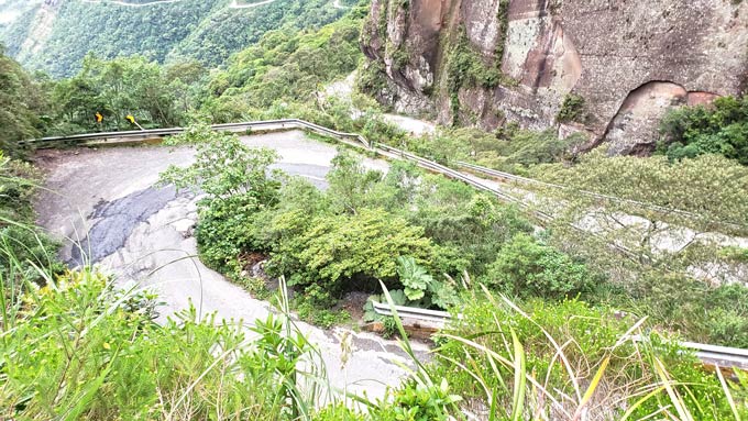 cruvas-sinuosas-serra-do-corvo-branco